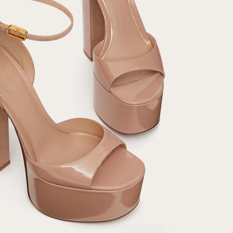 Sandal cao gót QCCC