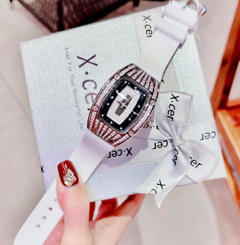 Đồng hồ nữ X-CER